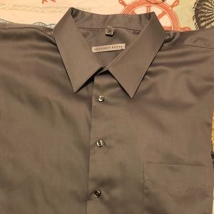 NWOT gray Men’s Geoffrey Beene dress shirt 👔